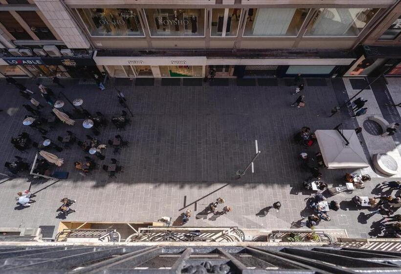 پانسیون Fourooms   Bari Sparano