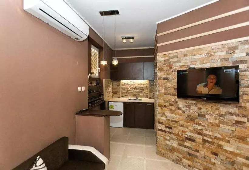 ペンション Guest Rooms Exotic