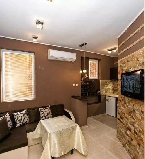 ペンション Guest Rooms Exotic