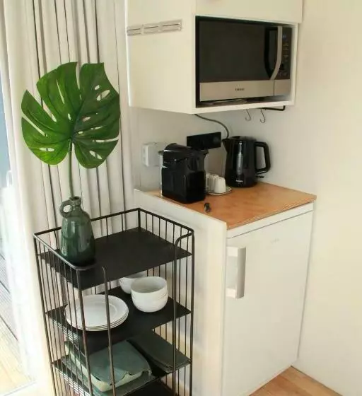 تختخواب و صبحانه Houseboat Studio Sooki