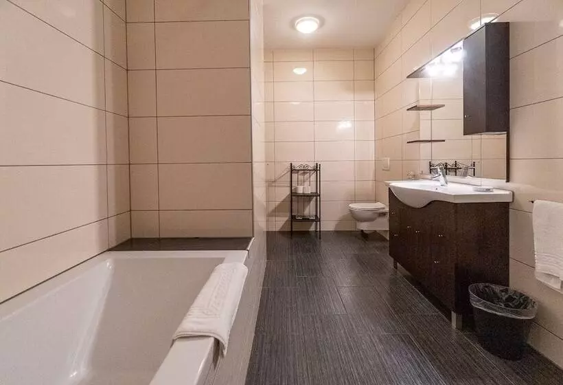 Los Lorentes Residences Bulle   Hine Adon