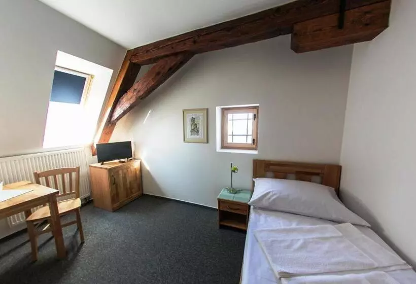 ペンション Penzion U Kapitána