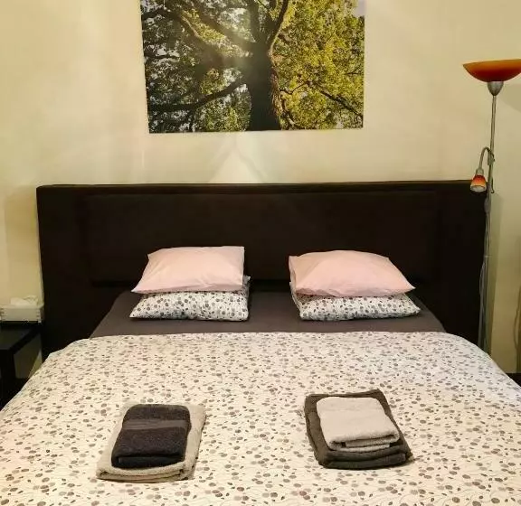 Aamiaismajoitus (B&B) Apartmán Stursovka