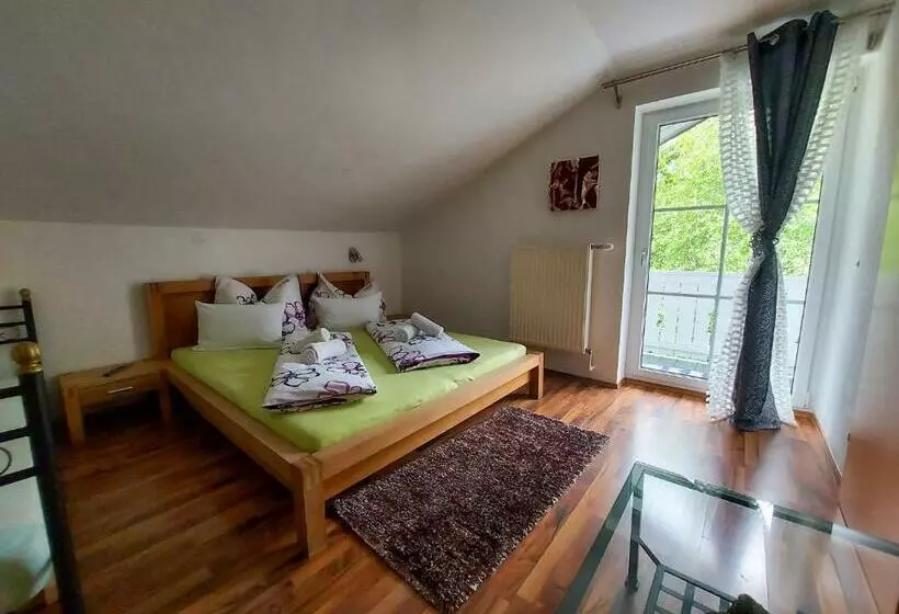 Bed and Breakfast Haus Emily