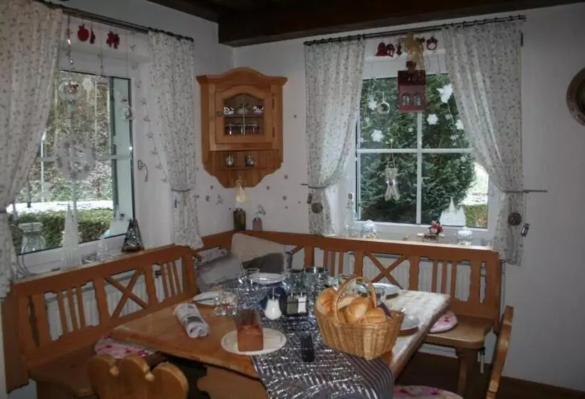 Bed and Breakfast Haus Emily
