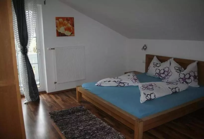 Bed and Breakfast Haus Emily