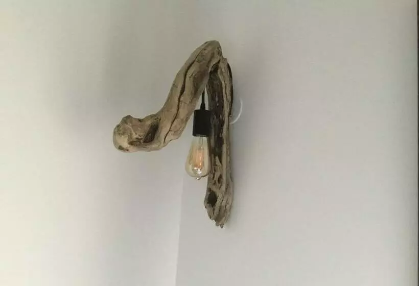 Aamiaismajoitus (B&B) Le Mas Des Auges