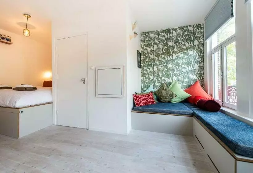 تختخواب و صبحانه Prinsengracht Canal Studios