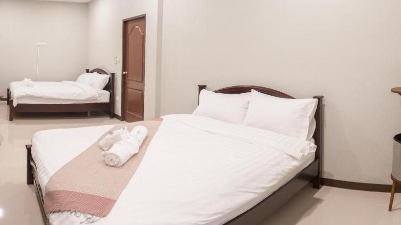 Отель Haohug Maekhachan