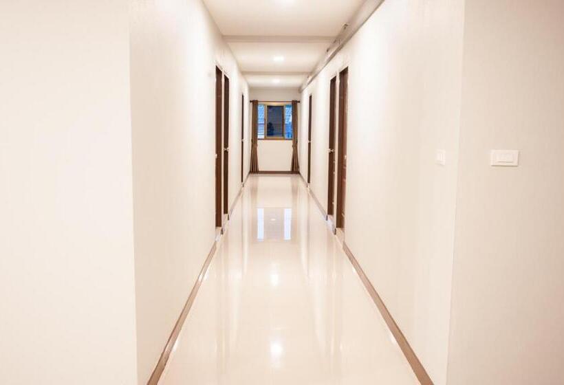 Отель Haohug Maekhachan