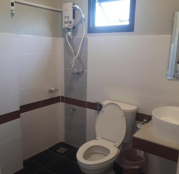 Отель Haohug Maekhachan