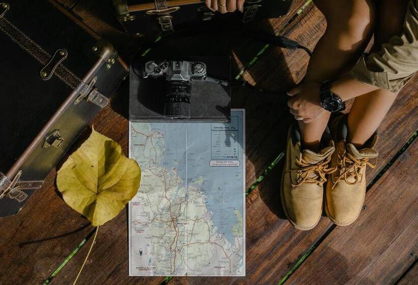 בית מלון כפרי Kachonghills Tented Resort Trang