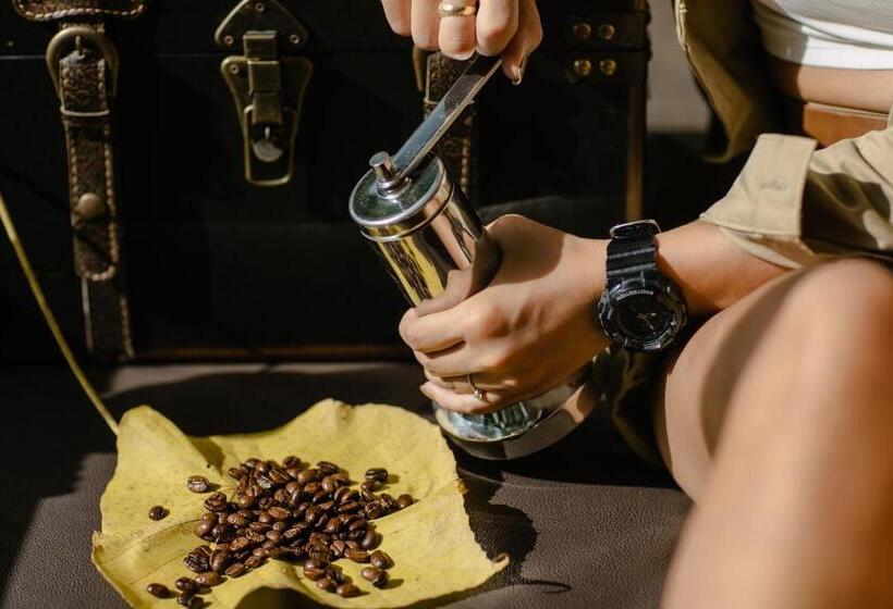 בית מלון כפרי Kachonghills Tented Resort Trang