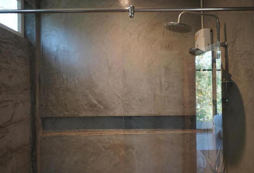 בית מלון כפרי Kachonghills Tented Resort Trang