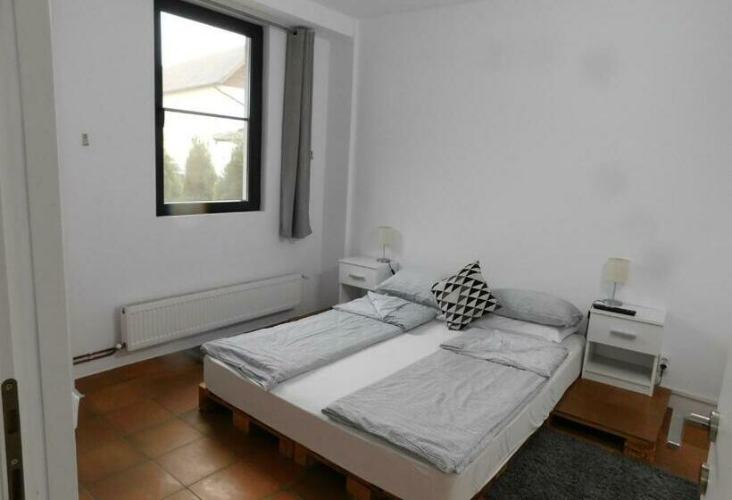 모텔 Mountain Vista Suites