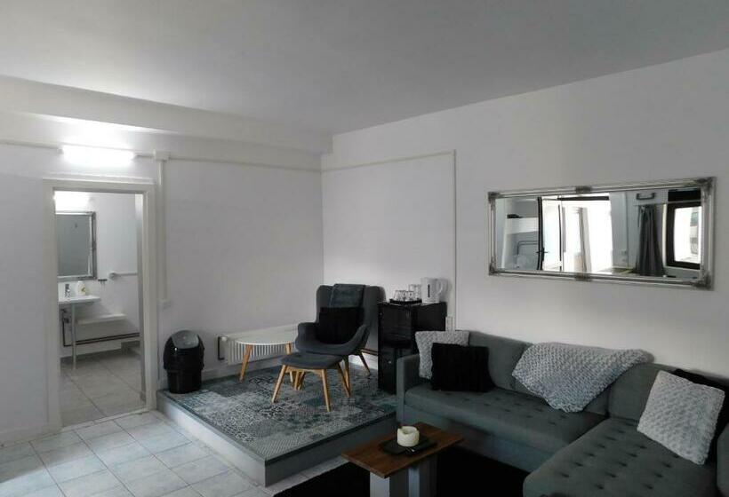 모텔 Mountain Vista Suites