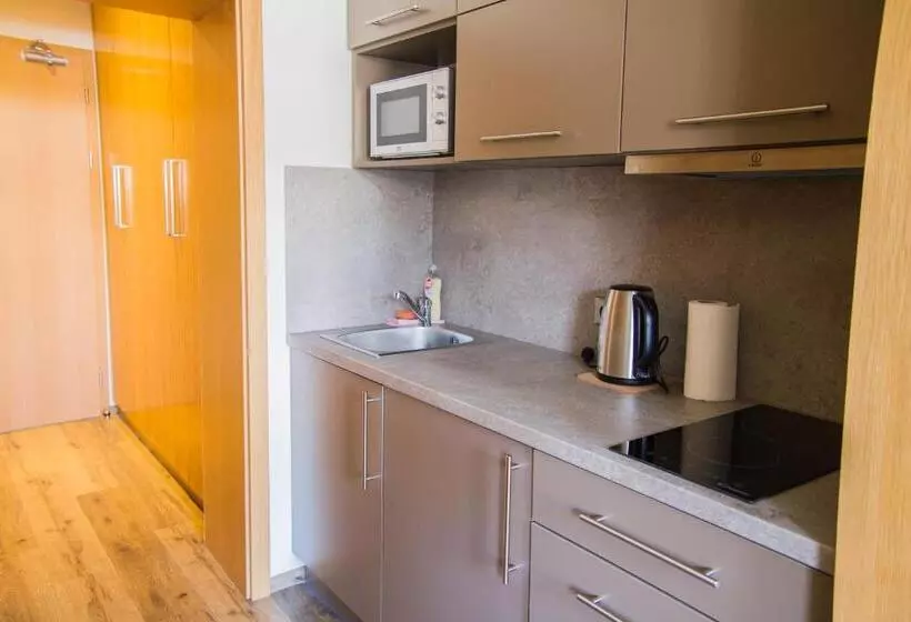 Majatalo Apart U Lva