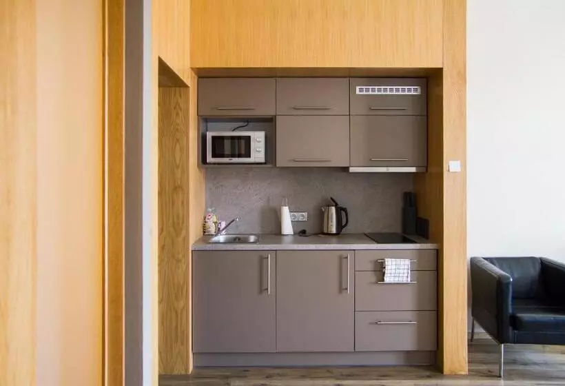 Majatalo Apart U Lva