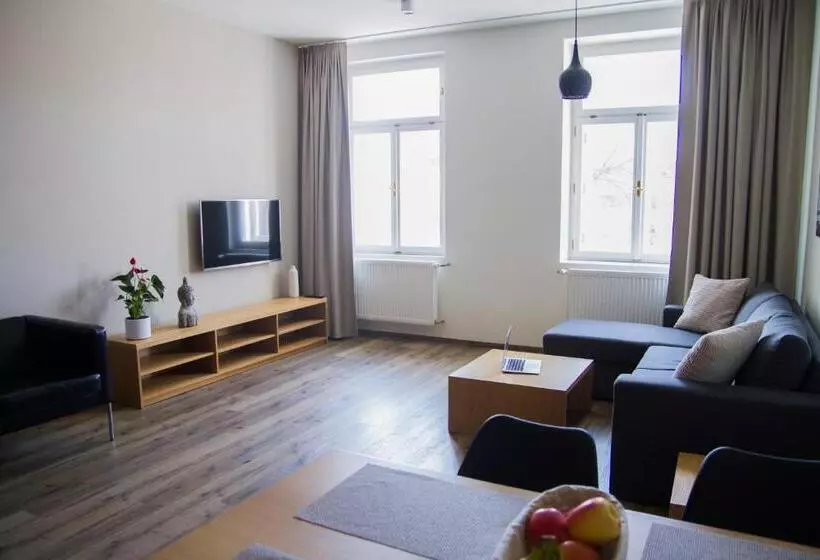 Majatalo Apart U Lva