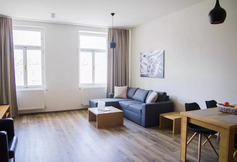 Majatalo Apart U Lva