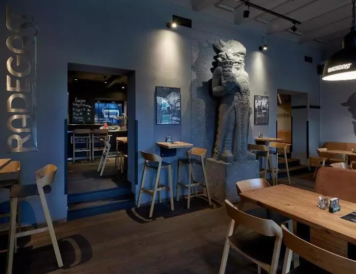 Majatalo Apart U Lva