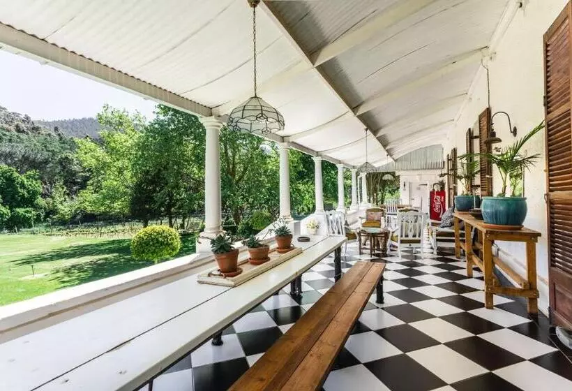 Majatalo Caledon Grace Guesthouse