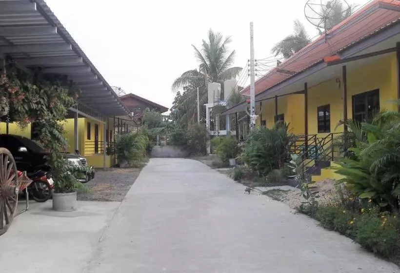 ペンション Lucky Home Prakhon Chai