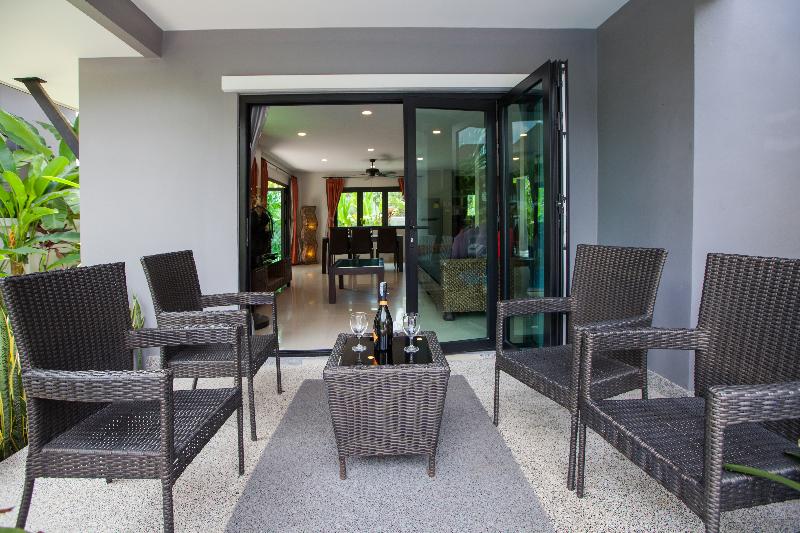 Baan Santhiya Private Pool Villas