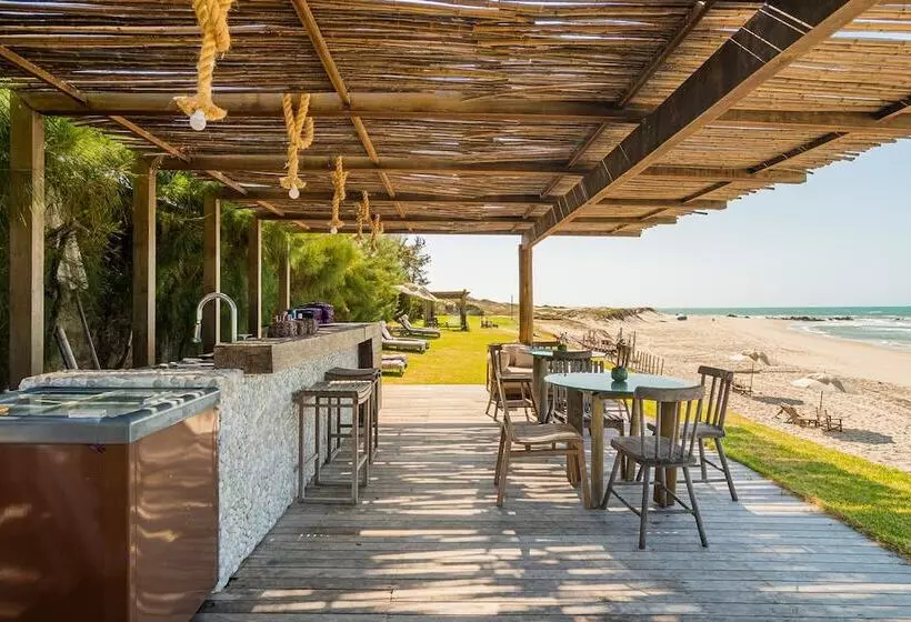 Carmel Charme Resort