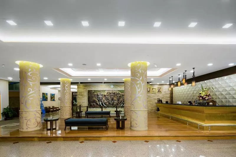 فندق Aiyara Palace