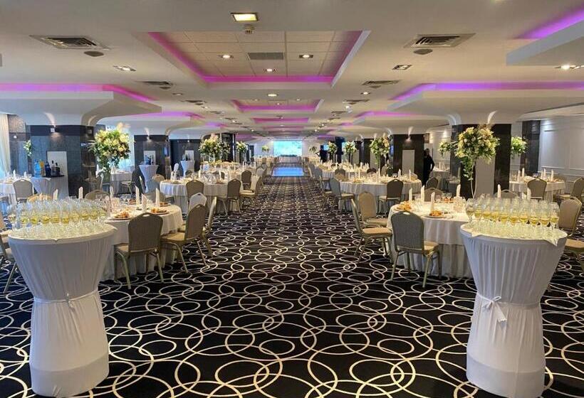 Business Hotel Conference Center & Spa