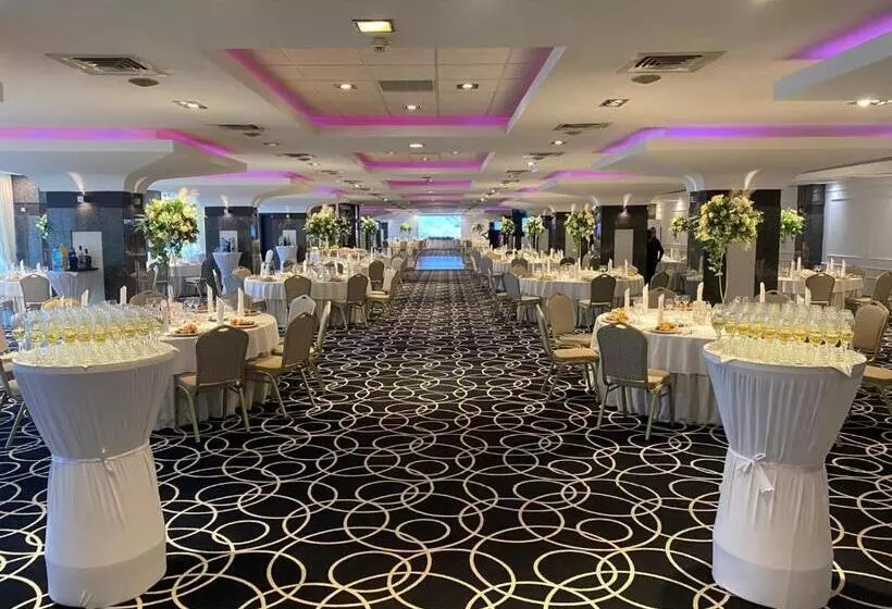 Business Hotel Conference Center & Spa