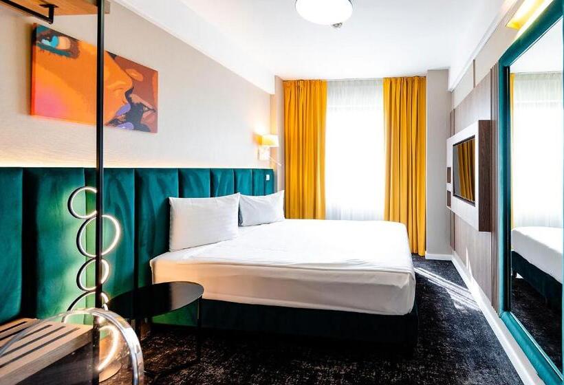 Business Hotel Conference Center & Spa