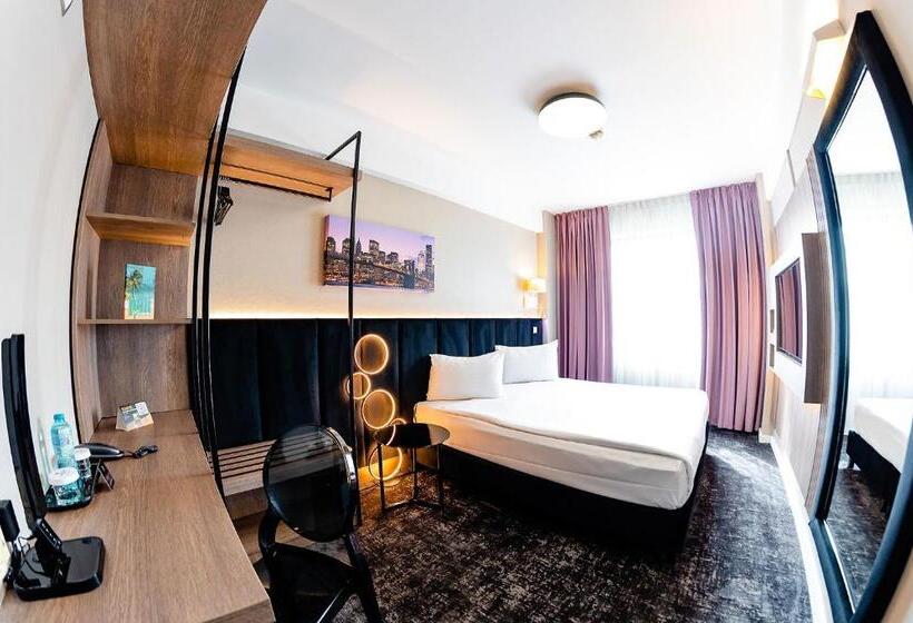 Business Hotel Conference Center & Spa