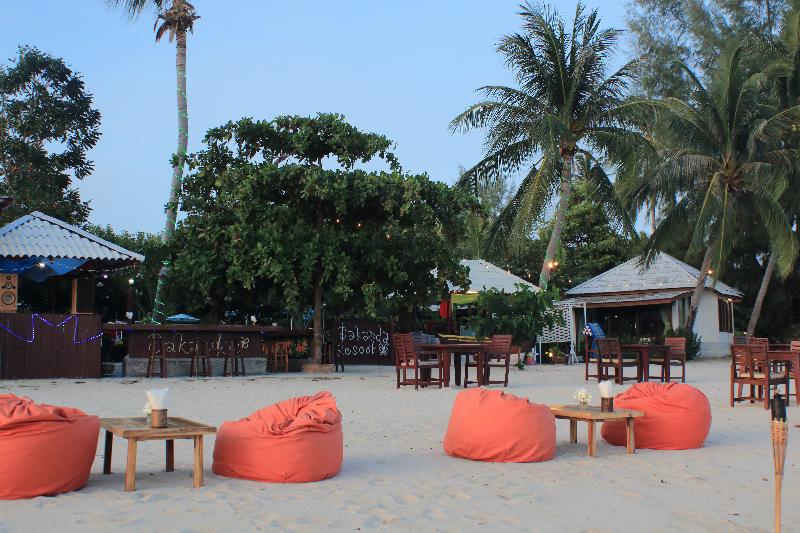 בית מלון כפרי Da Kanda Villa Beach Resort