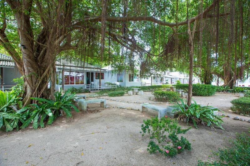 בית מלון כפרי Da Kanda Villa Beach Resort