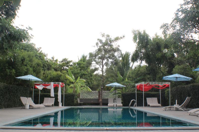 בית מלון כפרי Da Kanda Villa Beach Resort