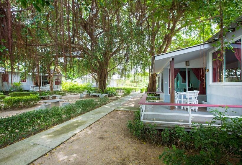 בית מלון כפרי Da Kanda Villa Beach Resort