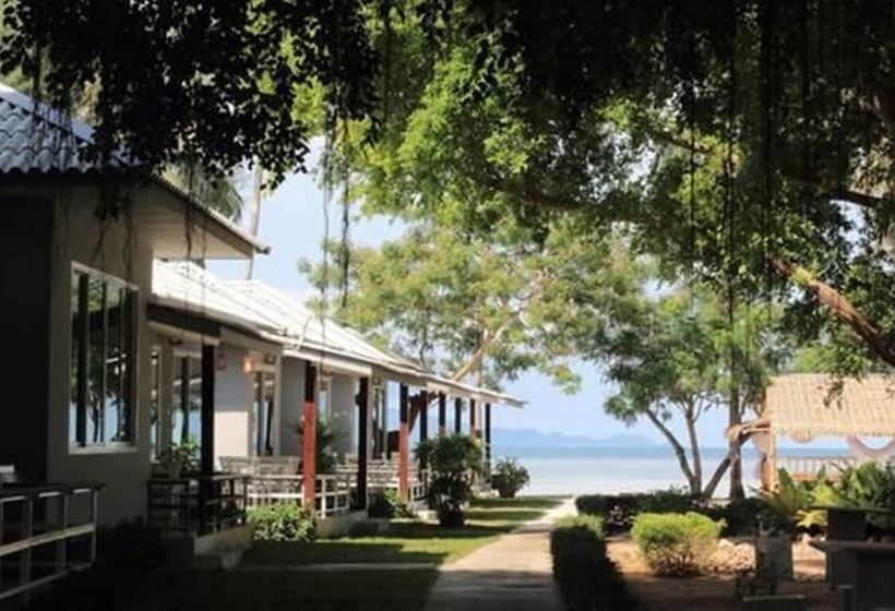 בית מלון כפרי Da Kanda Villa Beach Resort