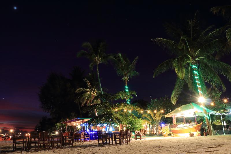 בית מלון כפרי Da Kanda Villa Beach Resort