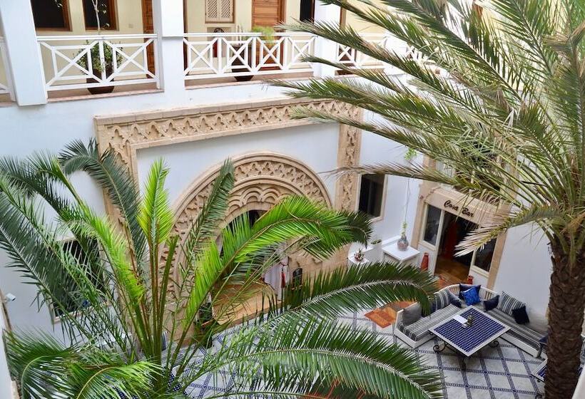 فندق Dar L Oussia