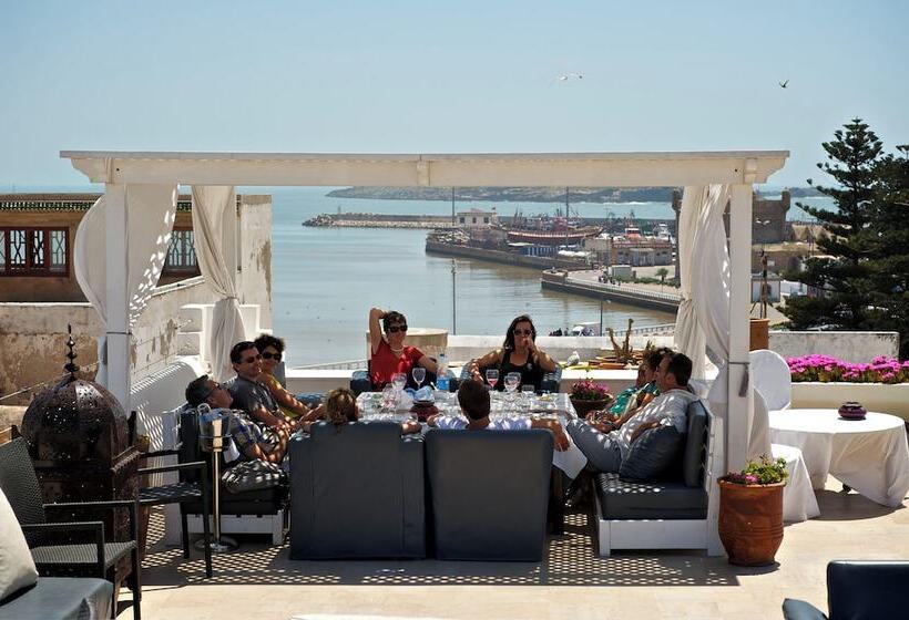 فندق Dar L Oussia