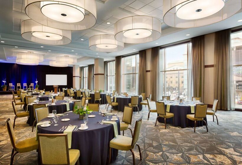 فندق Embassy Suites By Hilton Denver Downtown Convention Center