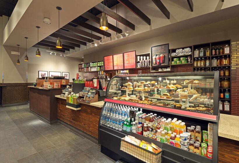 فندق Embassy Suites By Hilton Denver Downtown Convention Center