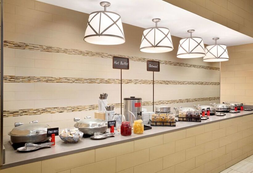 فندق Embassy Suites By Hilton Denver Downtown Convention Center