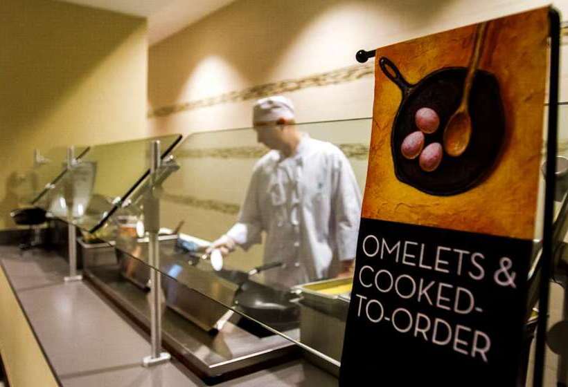 فندق Embassy Suites By Hilton Denver Downtown Convention Center