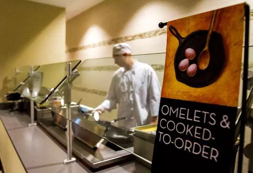 호텔 Embassy Suites By Hilton Denver Downtown Convention Center