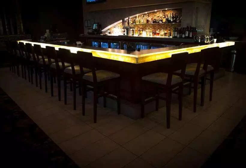 호텔 Embassy Suites By Hilton Denver Downtown Convention Center