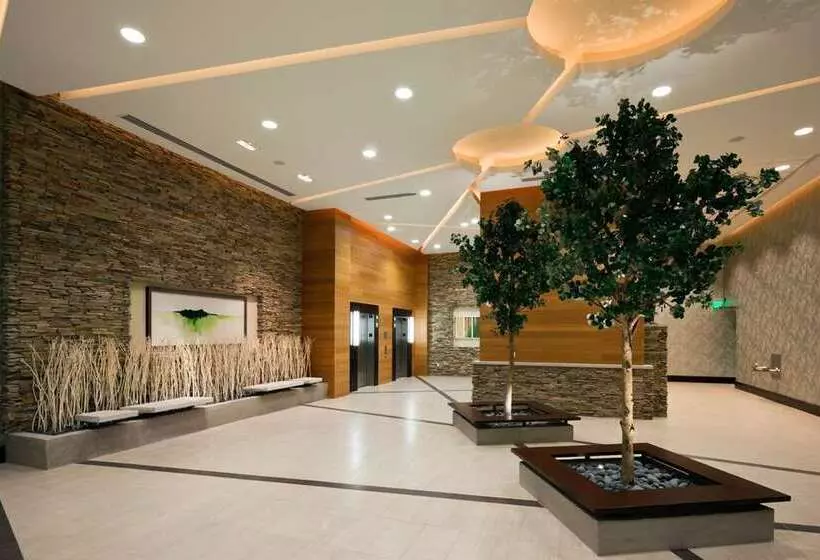 호텔 Embassy Suites By Hilton Denver Downtown Convention Center