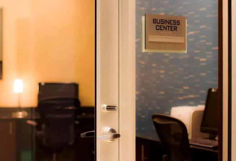 호텔 Embassy Suites By Hilton Denver Downtown Convention Center